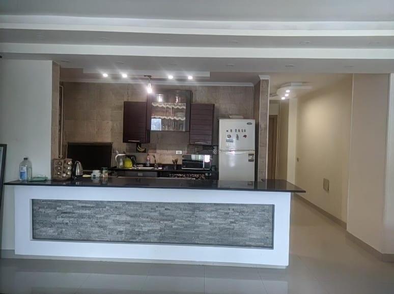 Comfy Luxurious Apartments In Central Location In Mansheyet El Bakry East Cairo Exterior photo