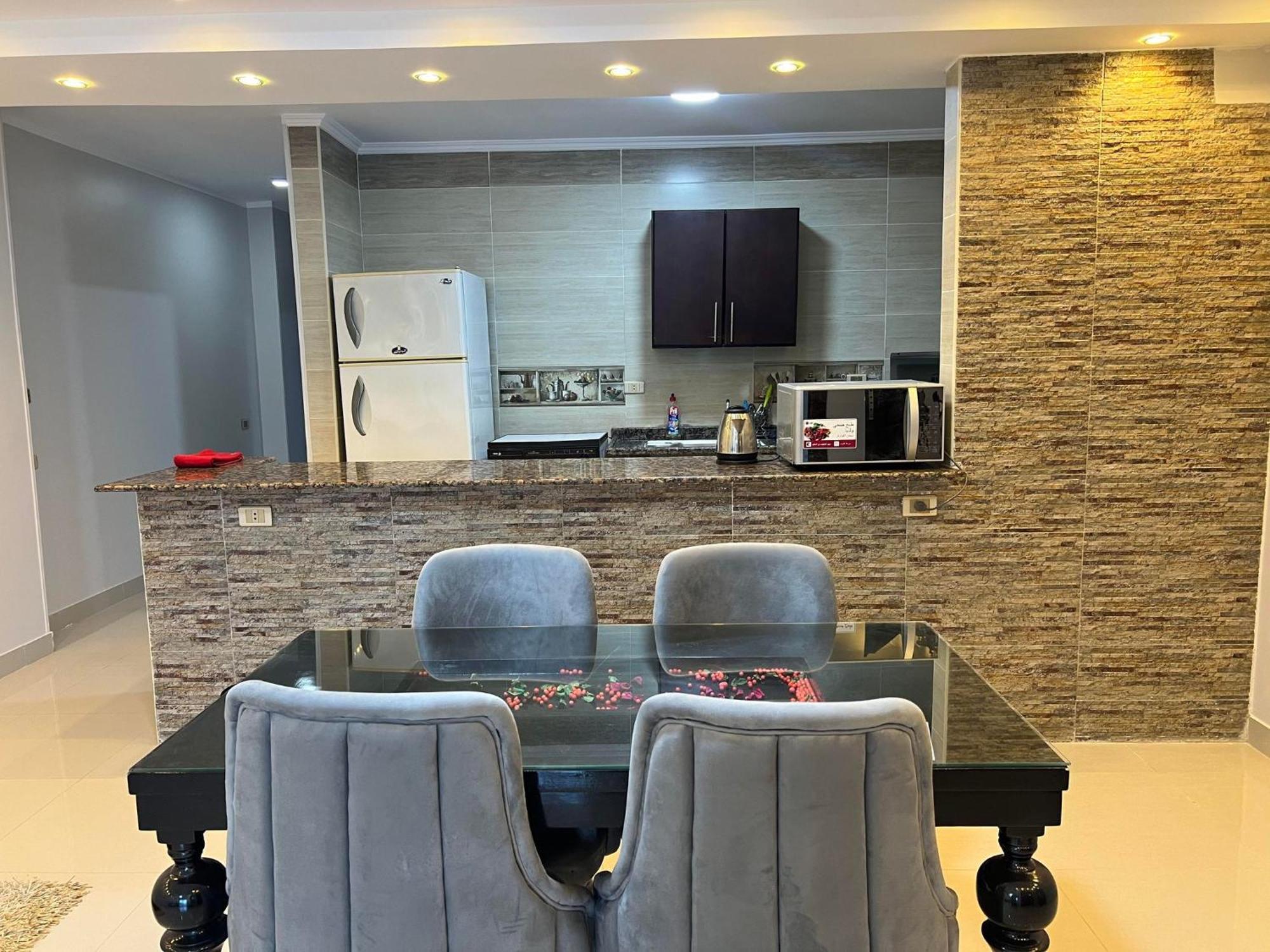 Comfy Luxurious Apartments In Central Location In Mansheyet El Bakry East Cairo Exterior photo