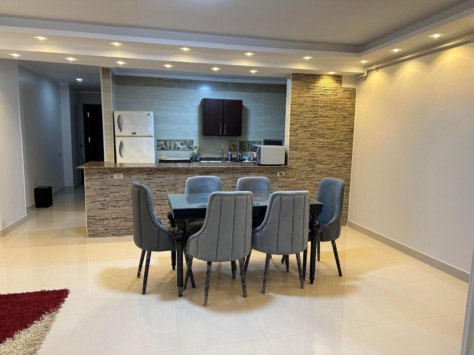 Comfy Luxurious Apartments In Central Location In Mansheyet El Bakry East Cairo Exterior photo