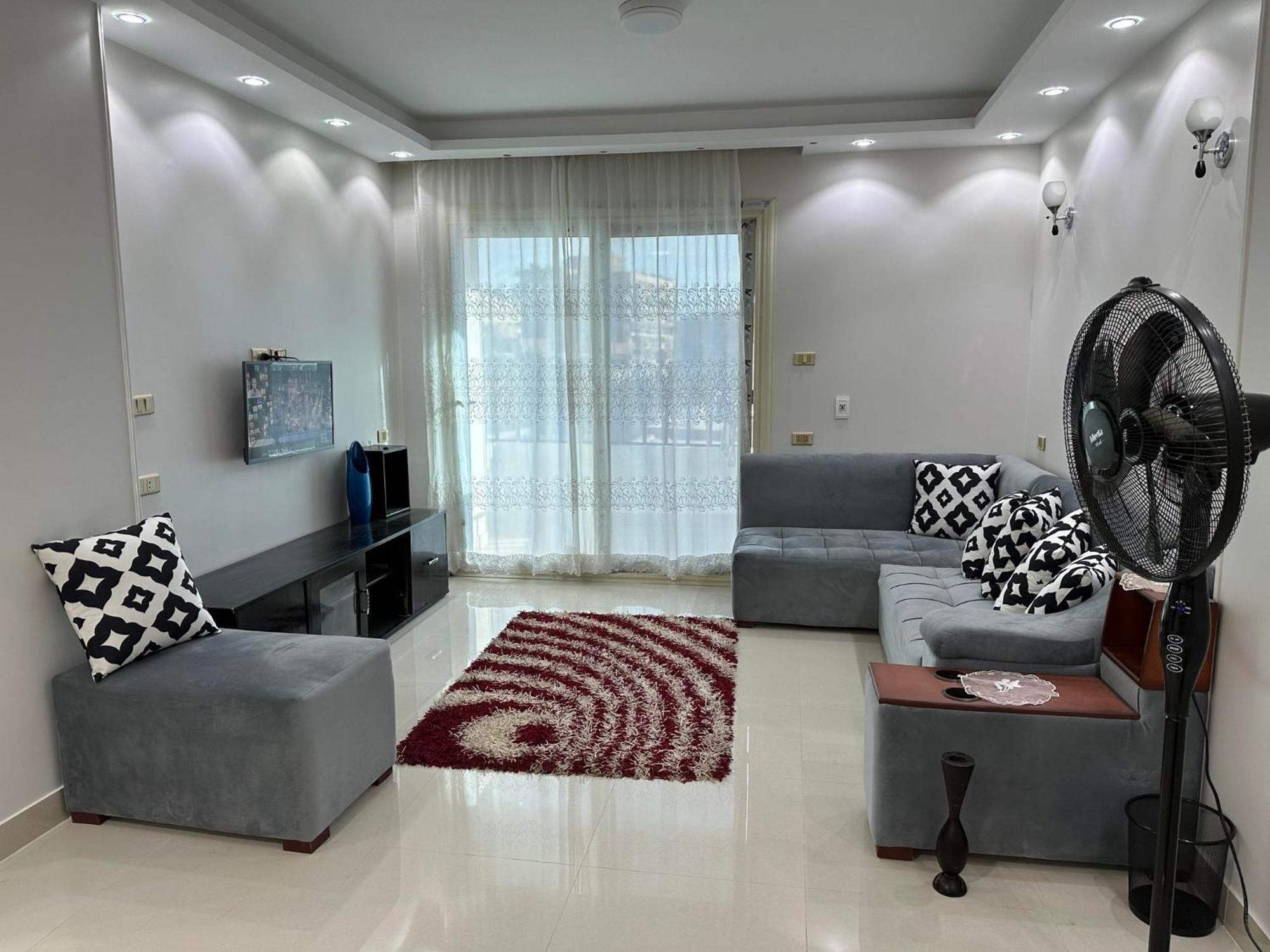 Comfy Luxurious Apartments In Central Location In Mansheyet El Bakry East Cairo Exterior photo