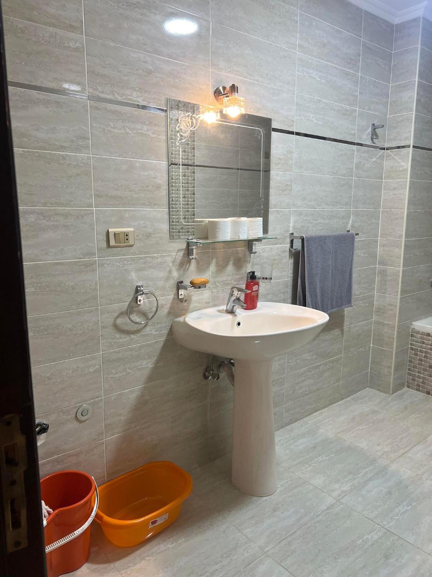 Comfy Luxurious Apartments In Central Location In Mansheyet El Bakry East Cairo Exterior photo