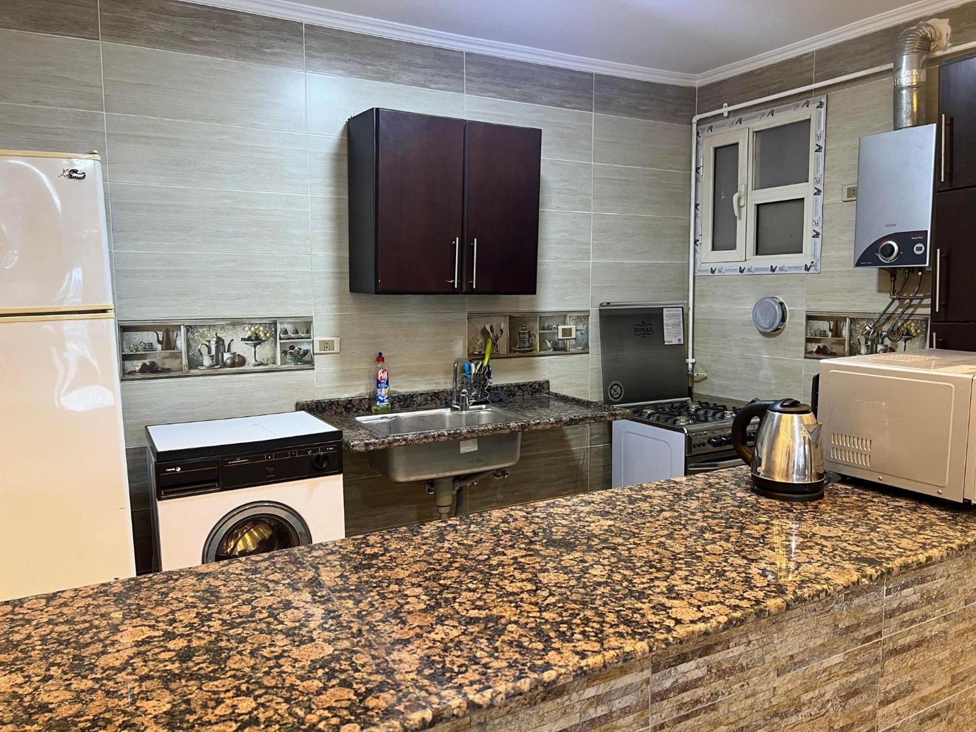 Comfy Luxurious Apartments In Central Location In Mansheyet El Bakry East Cairo Exterior photo